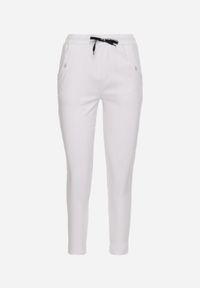 Born2be - Białe Spodnie z Nogawkami 7/8 Wiązane w Pasie z Kieszeniami Allemia. Okazja: na spotkanie biznesowe, na co dzień. Kolor: biały. Styl: casual, klasyczny, biznesowy #5