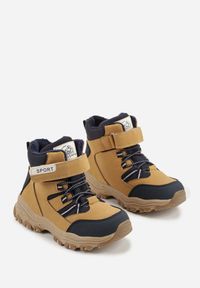 Born2be - Brązowe Botki w Trekkingowym Stylu Vices Zapinane na Rzep Nelanella. Okazja: na uczelnię, na spacer. Zapięcie: rzepy. Kolor: brązowy. Materiał: jeans. Wzór: kolorowy. Styl: elegancki #3
