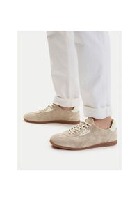 GANT - Sneakersy Gant. Kolor: beżowy #1