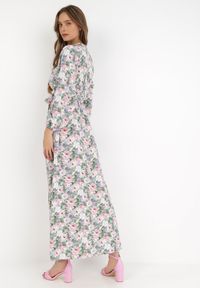 Born2be - Jasnoniebieska Sukienka Partharpia. Typ kołnierza: kokarda. Kolor: niebieski. Materiał: tkanina, materiał. Wzór: kolorowy, aplikacja, kwiaty. Typ sukienki: rozkloszowane, kopertowe. Długość: maxi #5