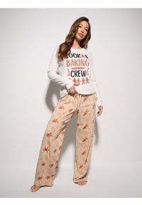 Sinsay - Bawełniana piżama z motywem piernikowego ludzika - biały. Kolor: biały. Materiał: bawełna #1