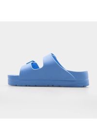 outhorn - Klapki Outhorn W OTHWSS24FFLIF133-34S niebieskie. Okazja: na plażę, na spacer. Kolor: niebieski. Materiał: jeans, materiał, syntetyk. Wzór: paski. Sezon: lato, wiosna #5