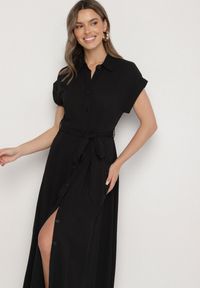 Born2be - Czarna Wiskozowa Sukienka Koszulowa Ozdobiona Paskiem Rinisenia. Okazja: na co dzień. Kolor: czarny. Materiał: wiskoza. Wzór: aplikacja. Typ sukienki: koszulowe. Styl: casual, elegancki #6