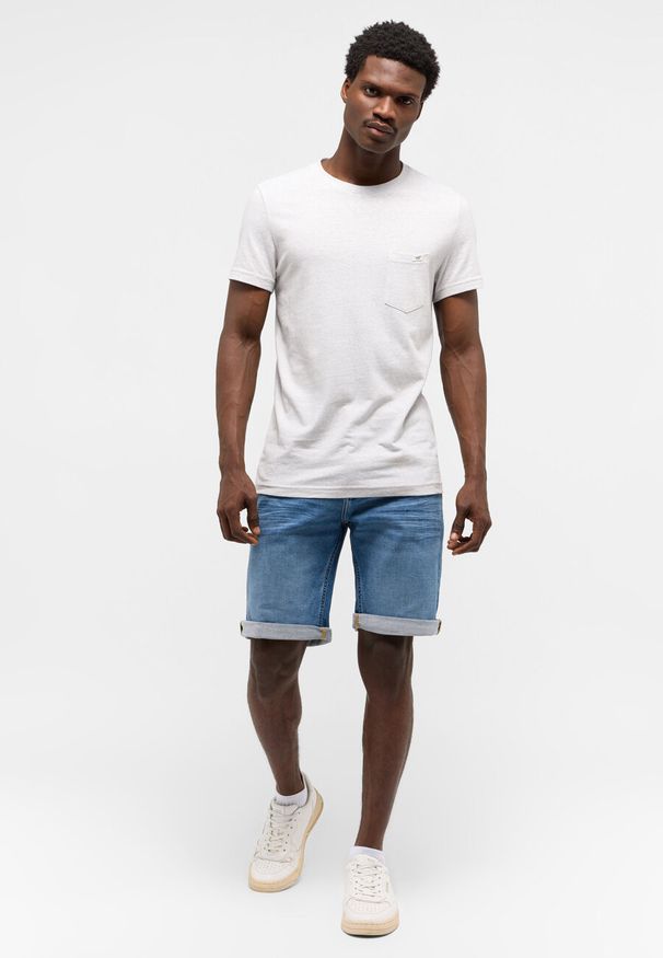 Mustang - MĘSKIE SZORTY MUSTANG Chicago Shorts Z Denim Blue 1015140 5000 523. Materiał: denim