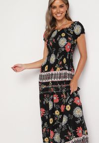 Born2be - Czarna Sukienka Alya. Kolor: czarny. Materiał: materiał, tkanina. Wzór: aplikacja, kwiaty. Długość: maxi #6