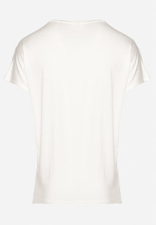 Born2be - Biały Klasyczny Bawełniany T-shirt Ozdobiony Cyrkoniami Christara. Kolor: biały. Materiał: bawełna. Wzór: aplikacja. Sezon: lato. Styl: klasyczny