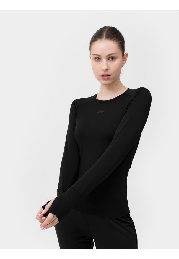 4f - Longsleeve treningowy szybkoschnący damski. Kolor: czarny. Materiał: włókno, skóra, dzianina. Długość rękawa: długi rękaw. Wzór: gładki. Sport: fitness
