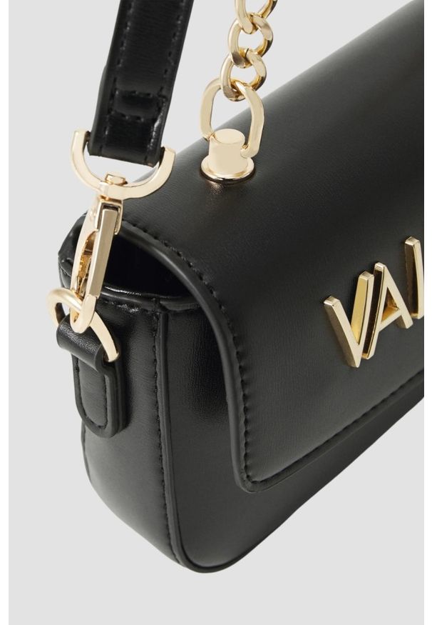 Valentino by Mario Valentino - VALENTINO Czarna damska torebka Nammos Re Flap Bag. Kolor: czarny. Wzór: aplikacja. Materiał: skórzane, zdobione