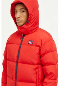Tommy Jeans kurtka puchowa męska kolor czerwony zimowa. Kolor: czerwony. Materiał: puch. Sezon: zima #5