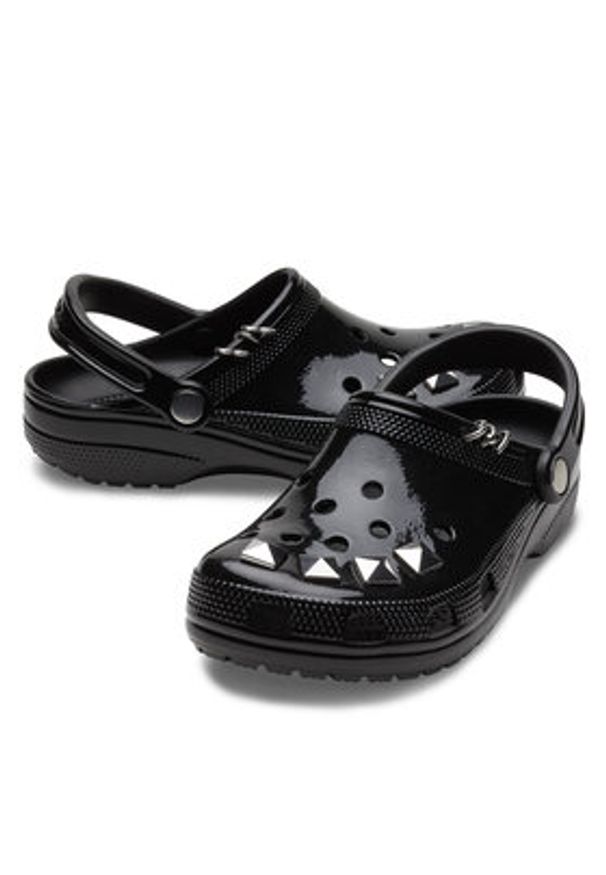 Crocs Klapki Classic Studded Clog 210390 Czarny. Kolor: czarny