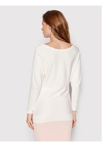 Guess Sweter Adele W2YR34 Z2V62 Biały Regular Fit. Kolor: biały. Materiał: wiskoza