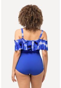 ULLA POPKEN - Damski Kostium kąpielowy falbana nadruk batikowy miękkie miseczki. Kolekcja: plus size. Kolor: niebieski. Materiał: elastan, poliamid, materiał. Wzór: nadruk