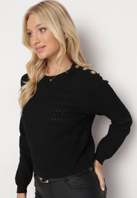 Born2be - Czarny Klasyczny Sweter z Napami Tavai. Kolor: czarny. Długość rękawa: długi rękaw. Długość: długie. Styl: klasyczny #2