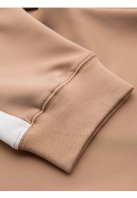 Ombre Clothing - Męskie dresowe spodnie joggery z kontrastowymi lampasami – beżowe V4 OM-PASK-0229 - XXL. Kolor: beżowy. Materiał: dresówka. Wzór: aplikacja. Styl: sportowy, retro #5