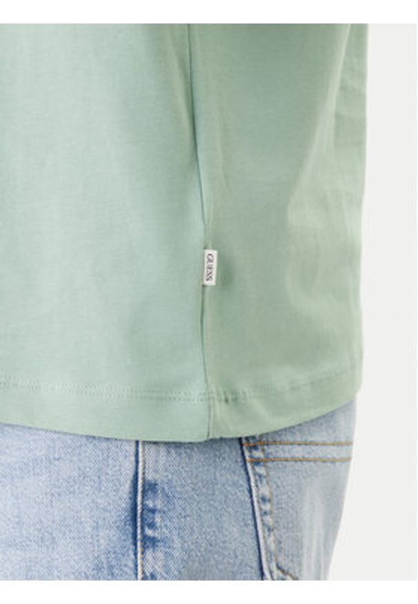 Guess Jeans T-Shirt M5RI74 K8FQ4 Zielony Regular Fit. Kolor: zielony. Materiał: bawełna