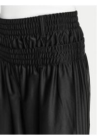 Adidas - adidas Spodnie dresowe Adibreak KS9145 Czarny Loose Fit. Kolor: czarny. Materiał: syntetyk #4