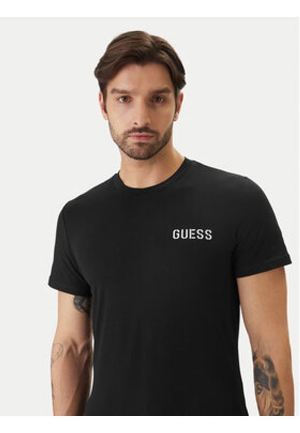 Guess T-Shirt U6GM03 K6YW1 Czarny Slim Fit. Kolor: czarny. Materiał: bawełna