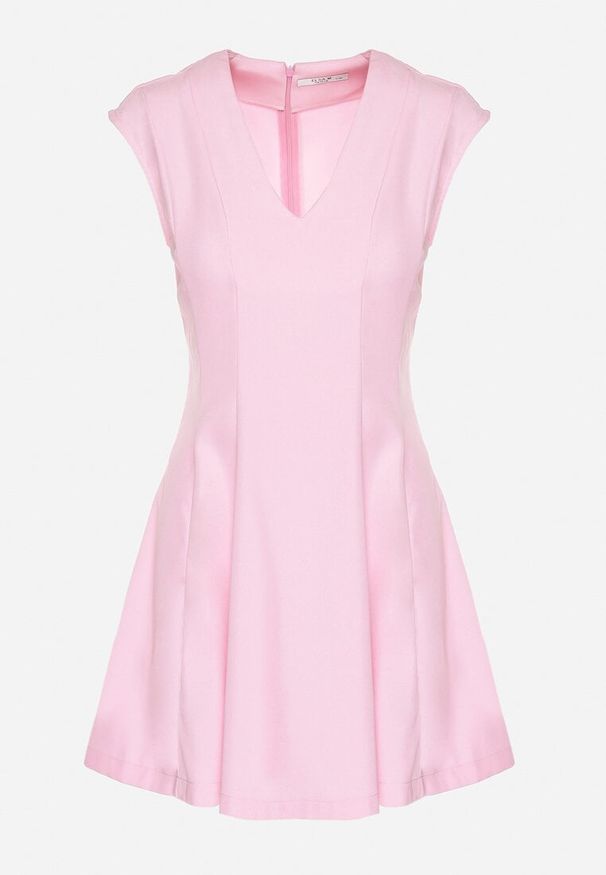 Born2be - Różowa Rozkloszowana Sukienka o Taliowanym Kroju Ellaira. Okazja: na co dzień. Kolor: różowy. Wzór: kolorowy. Styl: casual, elegancki