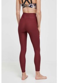 CASALL - Casall legginsy do jogi kolor bordowy gładkie. Kolor: czerwony. Materiał: włókno, dzianina, materiał. Wzór: gładki. Sport: joga i pilates #2