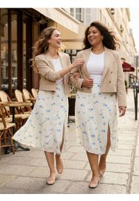 Sinsay - Wiskozowa spódnica midi z asymetrycznym dołem w kwiaty - wielobarwny. Materiał: wiskoza. Wzór: kwiaty #1