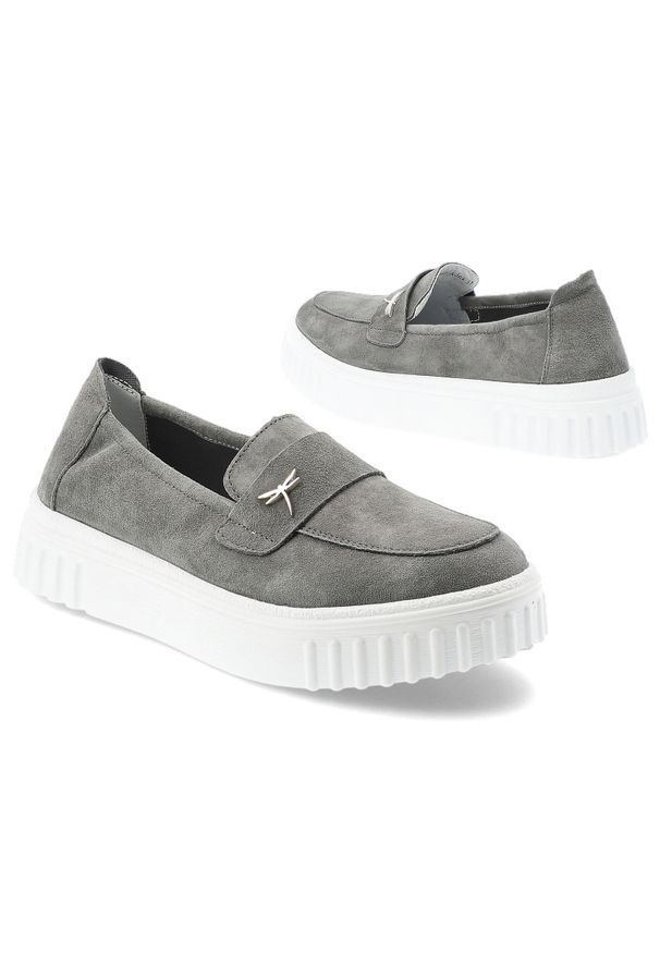 Półbuty damskie Vinceza, cholewka ze skóry naturalnej zamszowej wsuwany fason z ozdobnym elementem, szare, 93218. Kolor: szary. Materiał: skóra, zamsz. Szerokość cholewki: normalna