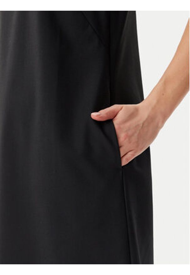 Calvin Klein Sukienka codzienna LV044B010G Czarny Regular Fit. Okazja: na co dzień. Kolor: czarny. Materiał: wiskoza. Typ sukienki: proste. Styl: casual