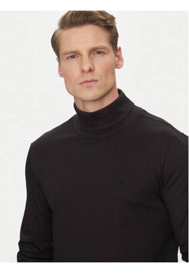 Calvin Klein Golf K10K111858 Czarny Regular Fit. Typ kołnierza: golf. Kolor: czarny. Materiał: bawełna