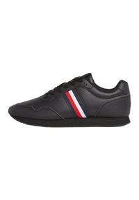 TOMMY HILFIGER - Buty Tommy Hilfiger Core Lo Runner Pu M FM0FM048340GQ czarne. Okazja: na co dzień. Zapięcie: pasek. Kolor: czarny. Materiał: skóra ekologiczna, guma, materiał, poliester. Wzór: napisy