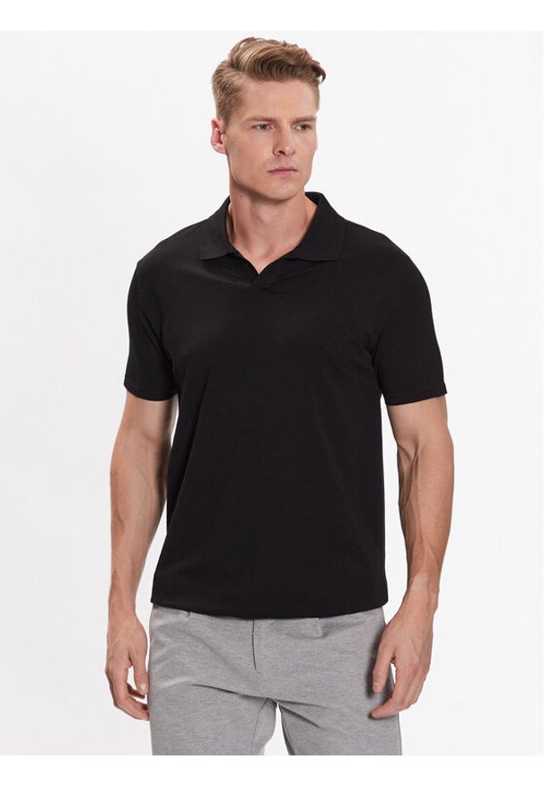 Lindbergh Polo 30-404036 Czarny Slim Fit. Typ kołnierza: polo. Kolor: czarny. Materiał: bawełna