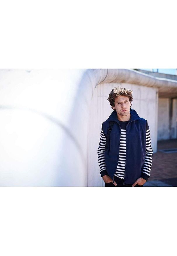 Regatta - Kurtka Przeciwdeszczowa Haber II, Zapinana Na Zamek, Ocieplana Z Kapturem. Typ kołnierza: kaptur. Kolor: niebieski, wielokolorowy, zielony. Sezon: zima. Sport: turystyka piesza