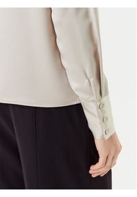 Vero Moda Koszula Merle 10334598 Beżowy Regular Fit. Kolor: beżowy. Materiał: syntetyk #3