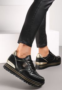 Renee - Czarne Sneakersy ze Skóry Naturalnej Asaros. Nosek buta: okrągły. Zapięcie: sznurówki. Kolor: czarny. Materiał: skóra. Obcas: na obcasie. Wysokość obcasa: niski #1