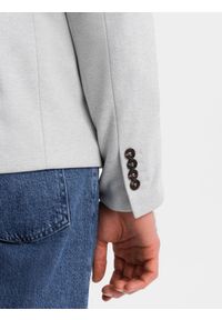 Ombre Clothing - Męska melanżowa marynarka z dodatkiem rayonu ze stójką – szary melanż V4 - Rozmiar: XXL. Okazja: na co dzień. Typ kołnierza: kołnierzyk stójkowy. Kolor: szary. Materiał: tkanina, skóra, zamsz, poliester, materiał. Wzór: melanż. Styl: klasyczny, casual #7