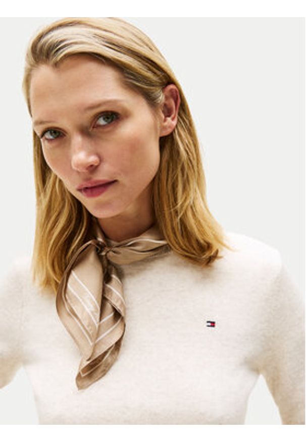 TOMMY HILFIGER - Tommy Hilfiger Apaszka Heritage Script AW0AW17967 Beżowy. Kolor: beżowy. Materiał: jedwab, materiał
