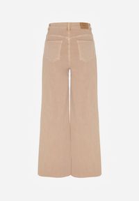 Born2be - Beżowe Szerokie Jeansy z Wysokim Stanem i Postrzępionymi Nogawkami Fyrelreia. Okazja: na co dzień. Stan: podwyższony. Kolor: beżowy. Styl: casual, klasyczny #8