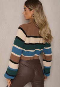 Renee - Brązowy Golf Ozdobiony Paskami i Naszywką Misia Terilye. Okazja: na co dzień. Typ kołnierza: golf. Kolor: brązowy. Materiał: jeans. Długość rękawa: długi rękaw. Długość: długie. Wzór: aplikacja. Styl: elegancki, casual