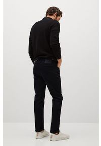 Mango Man Spodnie PISA męskie kolor czarny proste. Kolor: czarny. Materiał: bawełna, dzianina. Wzór: gładki #7