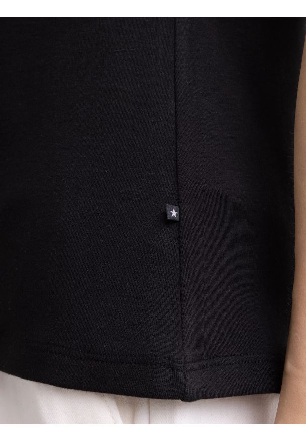 Big-Star - Koszulka damska z podwijanym rękawem czarna Adela 906. Okazja: na co dzień. Kolor: czarny. Materiał: jeans, bawełna, żakard, dzianina. Wzór: kratka. Styl: elegancki, klasyczny, casual