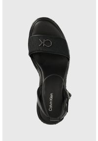 Calvin Klein sandały WEDGE 50HH W/HW - JQ damskie kolor czarny na koturnie HW0HW01490. Zapięcie: klamry. Kolor: czarny. Materiał: skóra, guma. Obcas: na koturnie #2