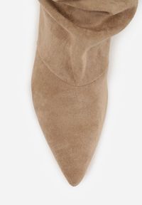 Renee - Ciemnobeżowe Botki na Szpilce Typu Slouchy Anitai. Kolor: beżowy. Materiał: jeans. Obcas: na szpilce #5