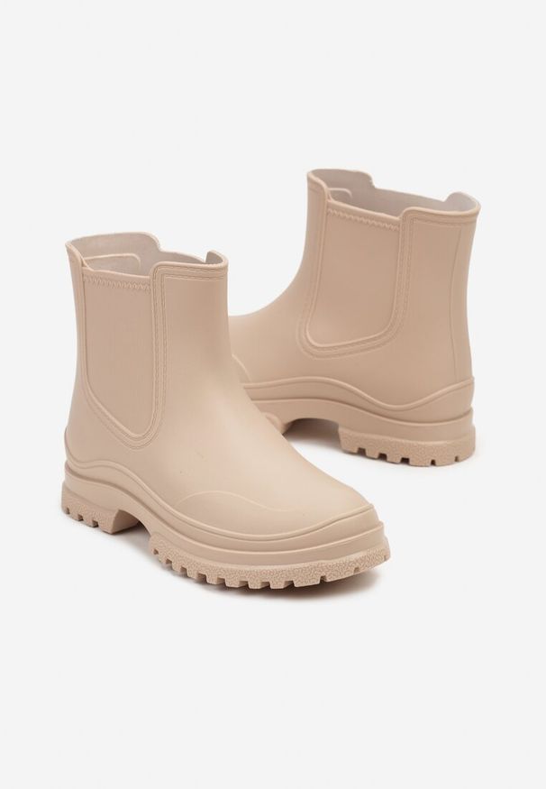 Renee - Beżowe Wsuwane Kalosze Krótkie Urvia. Okazja: na spacer. Zapięcie: bez zapięcia. Kolor: beżowy. Materiał: dresówka