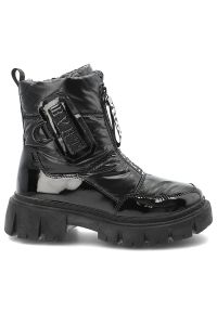 Czarne Śniegowce Filippo Ocieplane Buty Damskie. Okazja: na co dzień, na spacer. Zapięcie: zamek. Kolor: czarny. Materiał: lakier. Wzór: napisy. Sezon: zima. Styl: casual #2