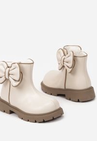 Born2be - Beżowe Eleganckie Botki z Ozdobną Kokardą Temindria. Okazja: na uczelnię, na co dzień. Kolor: beżowy. Materiał: jeans. Wzór: kolorowy, aplikacja. Styl: elegancki