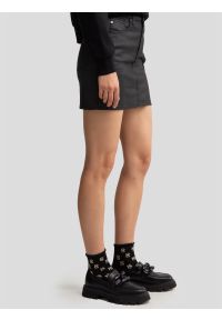 Big-Star - Spódnica damska jeansowa woskowana mini czarna Margaret 924. Okazja: na co dzień. Stan: podwyższony. Kolor: czarny. Materiał: jeans. Styl: klasyczny, casual, elegancki #3