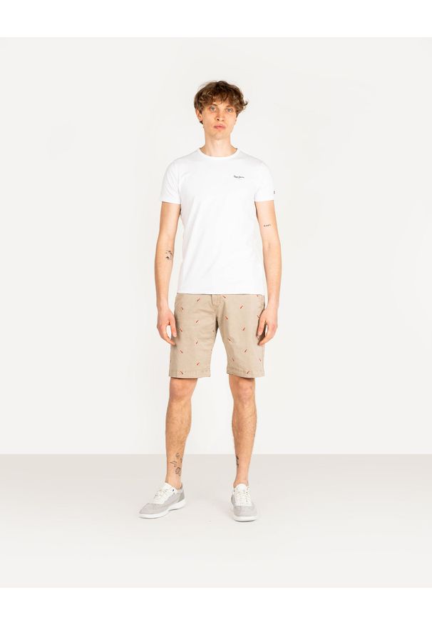 Pepe Jeans Szorty "Miles Short Icon" | PM800849 | Miles Short Icon | Mężczyzna | Beżowy. Okazja: na co dzień. Kolor: beżowy. Materiał: elastan, bawełna. Wzór: aplikacja. Styl: casual