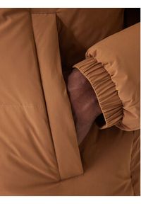 Lacoste Kurtka puchowa BH5154 Brązowy Regular Fit. Kolor: brązowy. Materiał: syntetyk #3