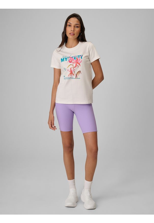 4f - 4F T-shirt regular z nadrukiem damski - biały L. Okazja: na co dzień, na plażę. Kolor: biały. Materiał: tkanina, materiał, bawełna. Wzór: nadruk. Sezon: lato. Styl: wakacyjny, casual, klasyczny
