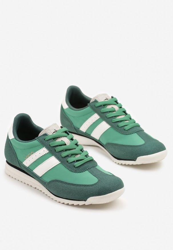 Born2be - Zielone Sneakersy z Ozdobnymi Paskami na Nieregularnej Podeszwie Kolarina. Okazja: na co dzień. Zapięcie: pasek. Kolor: zielony. Materiał: jeans. Wzór: paski