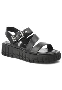 Sandały damskie Tamaris, cholewka ze skóry ekologicznej zapinane na rzep masywna podeszwa, czarne, 1-28233-46 001. Zapięcie: rzepy. Kolor: czarny. Materiał: skóra ekologiczna #1