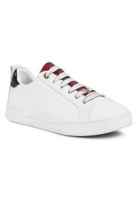 TOMMY HILFIGER - Buty Tommy Hilfiger Branded Outsole Croc Sneaker W FW0FW05214-YBR białe. Okazja: na co dzień. Kolor: biały. Materiał: skóra, syntetyk, materiał